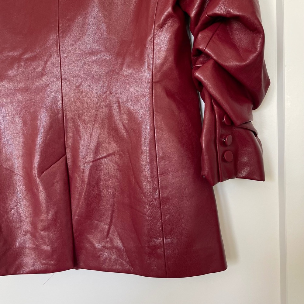 NWT Cinq a Sept Kylie Vegan Leather Jacket Sz 0 Rhubarb Red Ruched Sleeve Blazer - Picture 16 of 16